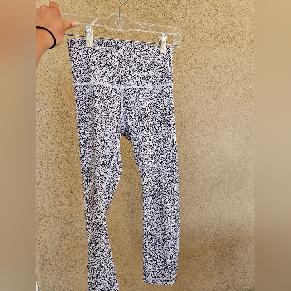 Lululemon Flower Patterned Leggings - image 1
